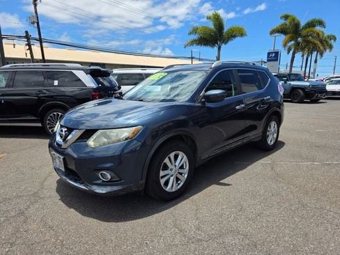 Used 2016 Nissan Rogue SV FWD image 3