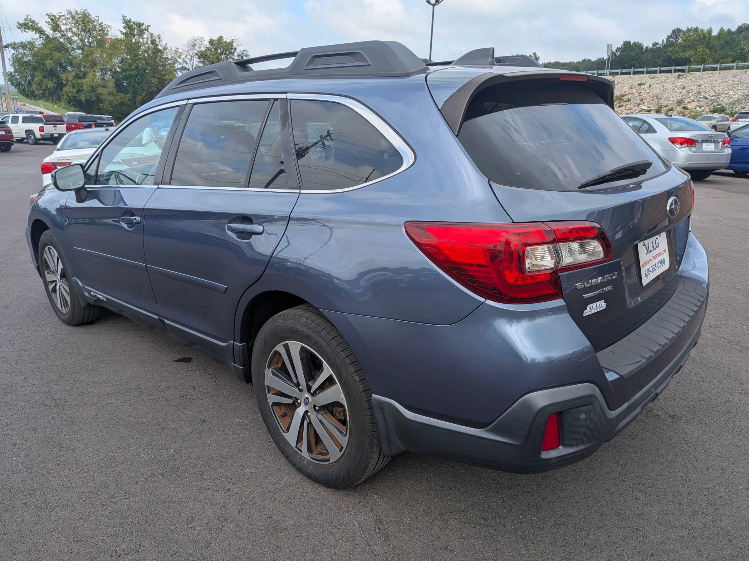 Used 2018 Subaru Outback 2.5i Limited AWD/4WD image 4