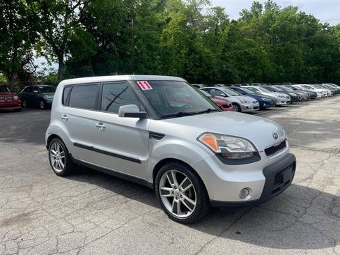 Used 2011 Kia Soul Sport FWD image 3