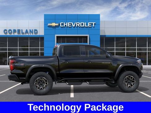 New 2026 Chevrolet Colorado ZR2 w/ Technology Package AWD/4WD image 6