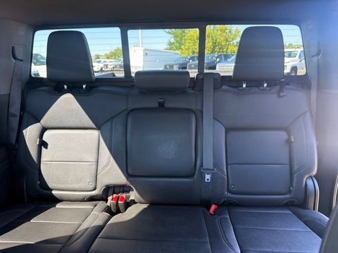 Certified 2022 Chevrolet Silverado 1500 LT w/ Leather Package AWD/4WD image 26