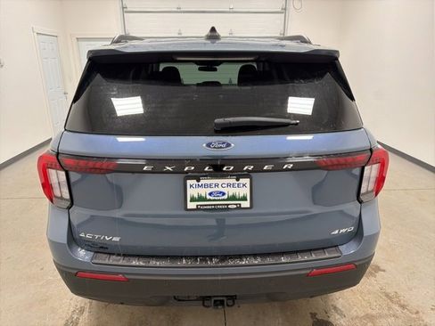Used 2025 Ford Explorer Active image 5