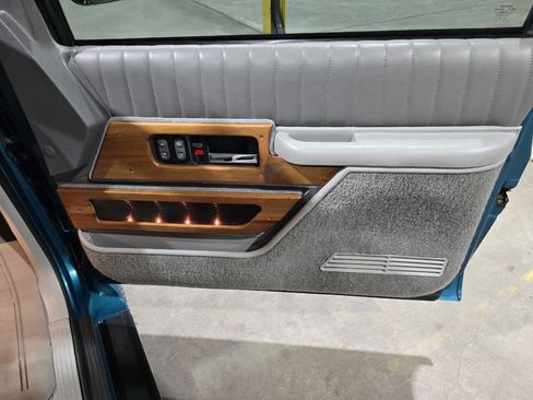 Used 1993 GMC Sierra 1500 2WD Regular Cab image 36