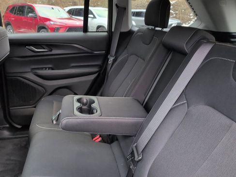 Used 2024 Jeep Grand Cherokee Laredo X w/ Trailer Tow Package image 49