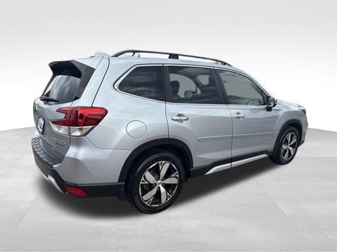 Used 2019 Subaru Forester Touring w/ Popular Package #3 AWD/4WD image 7