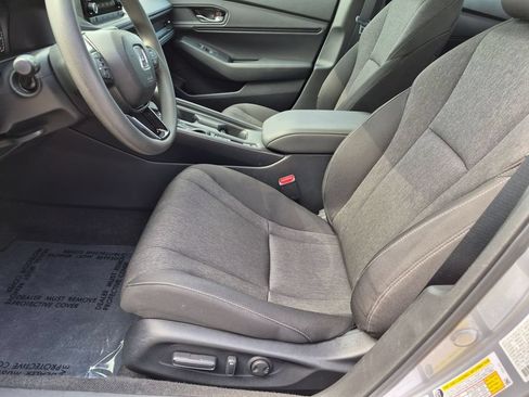 Used 2025 Honda Accord SE image 24
