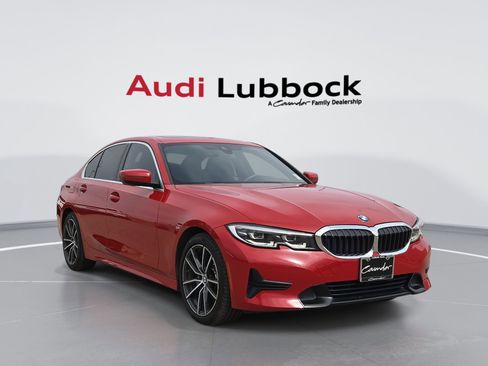 Used 2019 BMW 330i Sedan w/ Premium Package image 1