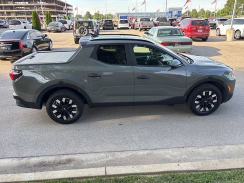 Used 2025 Hyundai Santa Cruz SEL AWD/4WD image 6