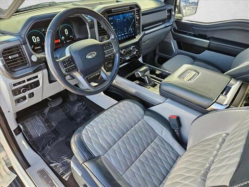 Used 2022 Ford F150 Limited image 9