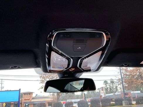 Used 2023 BMW M850i xDrive Coupe w/ M Sport Professional Package image 33