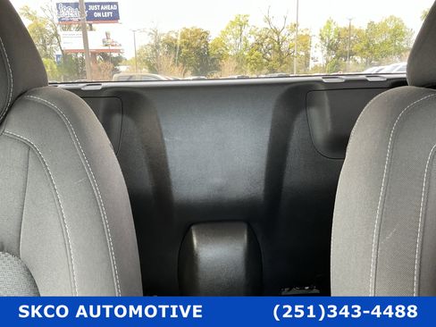 Used 2022 Chevrolet Colorado LT w/ Fleet Safety Package image 27