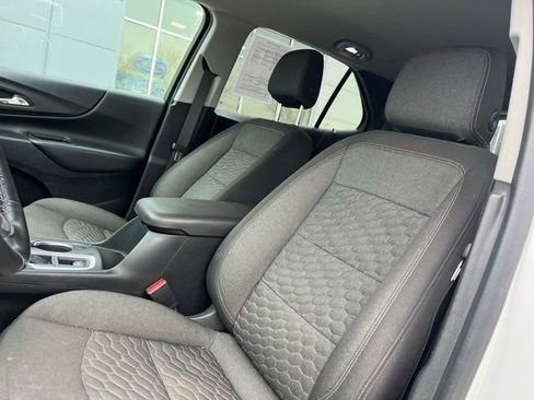 Used 2019 Chevrolet Equinox LT image 9