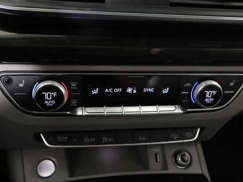 Used 2019 Audi Q5 2.0T Premium Plus w/ Premium Plus Package image 57