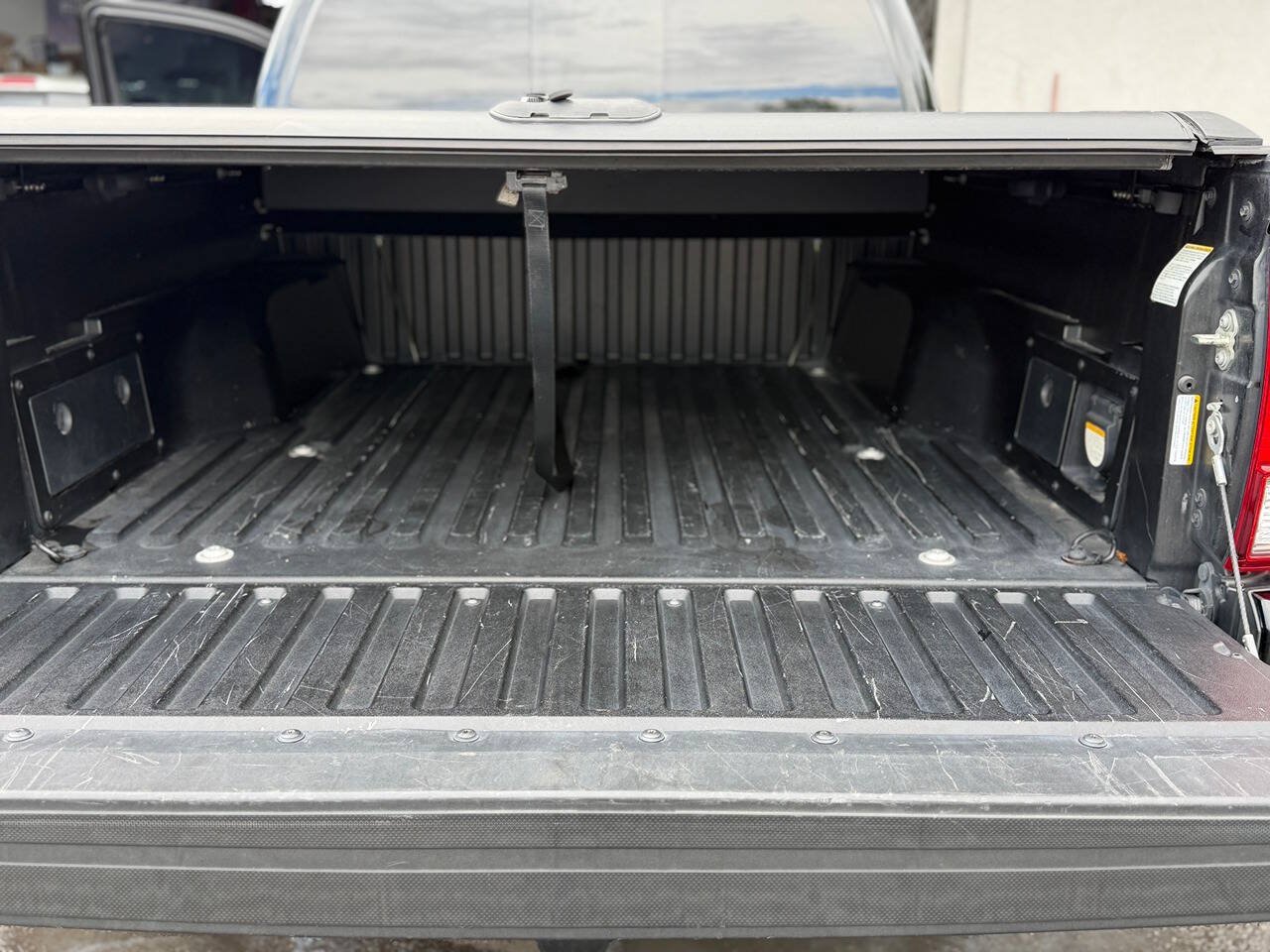 Used 2017 Toyota Tacoma TRD Sport w/ Tow Package AWD/4WD image 36