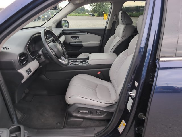 Certified 2025 Honda Pilot Elite image 17