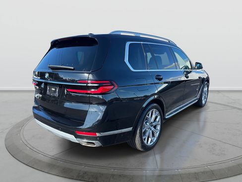 Used 2023 BMW X7 xDrive40i w/ Premium Package image 5