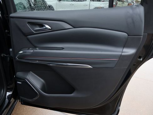 Certified 2024 Chevrolet Traverse RS image 13