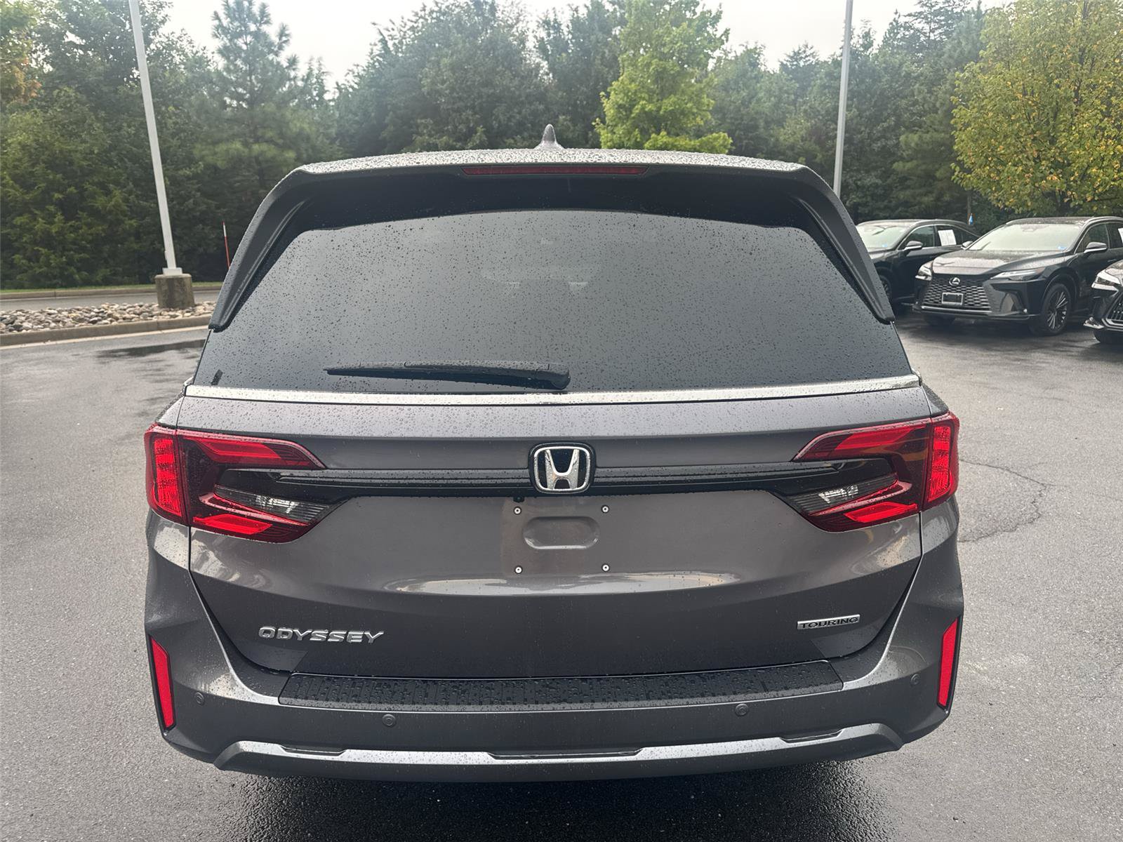 New 2027 Honda Odyssey Touring image 6