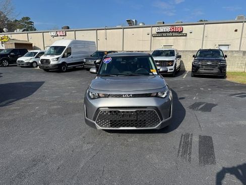Used 2023 Kia Soul LX w/ Option Group 015 image 3