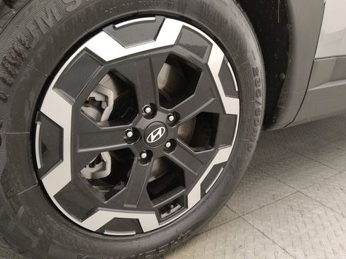 Used 2024 Hyundai Santa Fe SEL FWD image 31