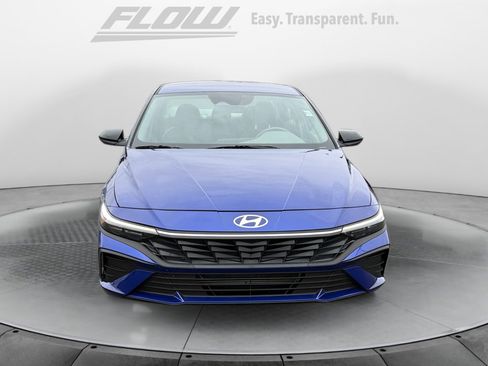 Certified 2025 Hyundai Elantra Sport image 2