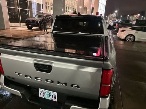 Used 2024 Toyota Tacoma SR5 image 9