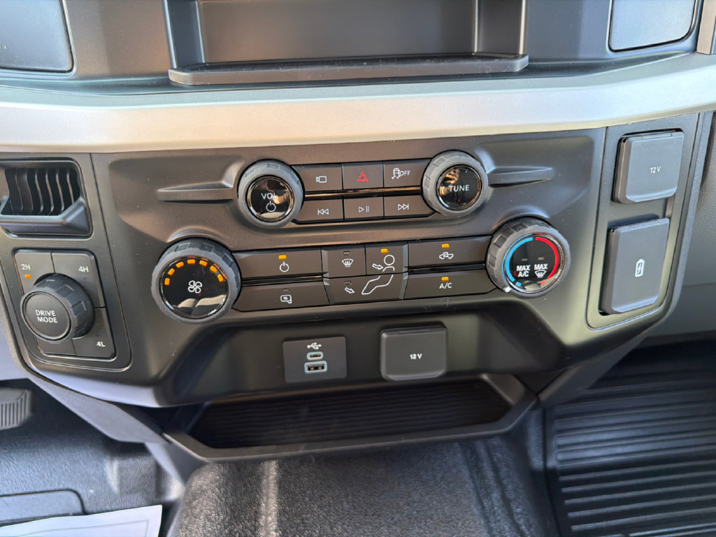 New 2027 Ford F250 XL w/ 360-Degree Camera Package AWD/4WD image 28