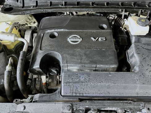 Used 2017 Nissan Murano SV FWD image 31