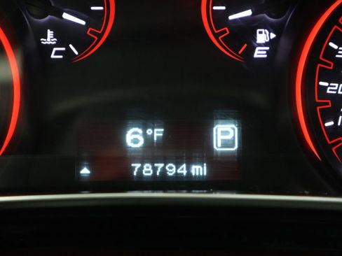 Used 2016 Dodge Dart SXT image 35