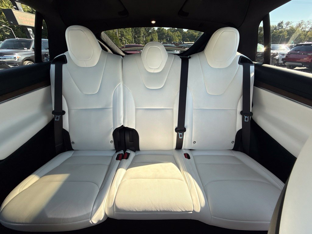 Used 2022 Tesla Model X AWD/4WD image 11