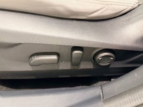 Used 2023 Subaru Legacy Premium image 12