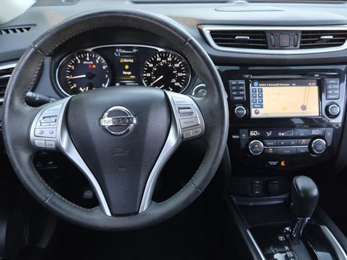 Used 2016 Nissan Rogue SL w/ SL Premium Package image 11