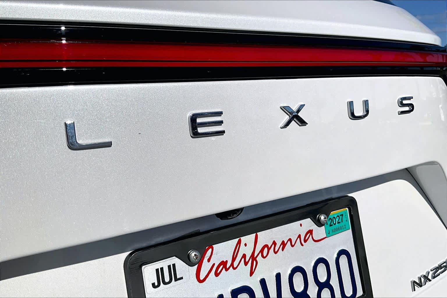 Certified 2025 Lexus NX 250 FWD w/ Accessory Package (2T) image 29