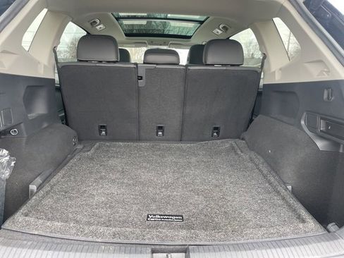 Used 2021 Volkswagen Tiguan SEL image 13