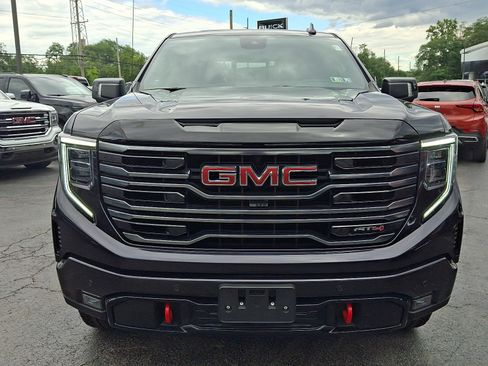 Used 2025 GMC Sierra 1500 AT4 w/ AT4 Premium Package AWD/4WD image 2