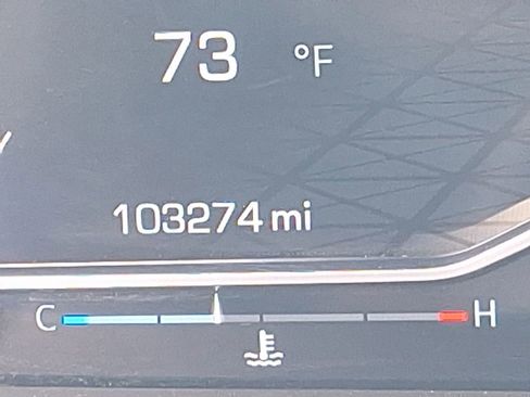 Used 2022 GMC Sierra 1500 SLT image 38