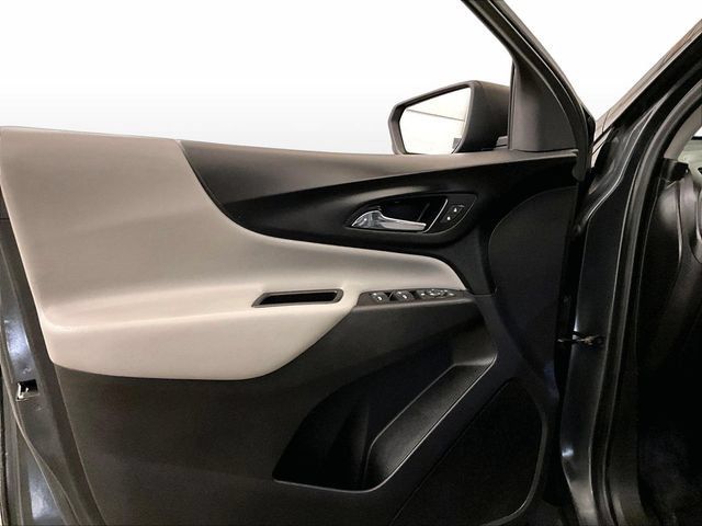 Used 2021 Chevrolet Equinox LS AWD/4WD image 22