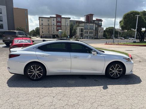Used 2023 Lexus ES 350 w/ Premium Package FWD image 6