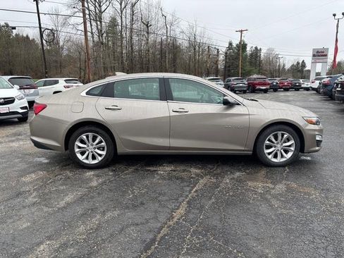 Used 2024 Chevrolet Malibu LT FWD image 8
