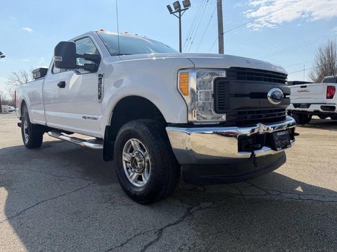 Used 2017 Ford F350 XL w/ Power Equipment Group image 4