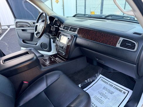 Used 2013 GMC Sierra 3500 Denali image 23