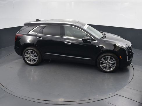 Certified 2024 Cadillac XT5 Premium Luxury w/ LPO, Floor Liner Package image 45