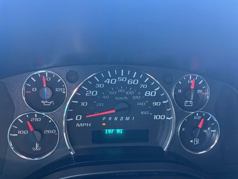 Used 2023 Chevrolet Express 2500 w/ Driver Convenience Package RWD image 27