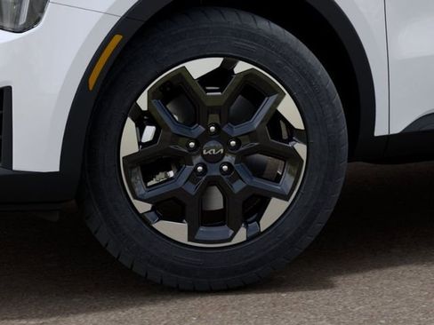 New 2026 Kia Sorento S FWD image 9