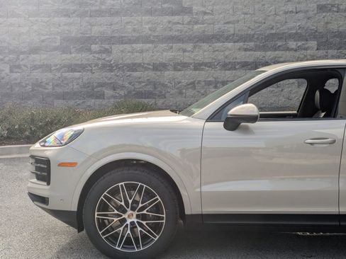 New 2026 Porsche Cayenne image 11