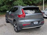 Used 2019 Volvo XC40 T5 Momentum image 5