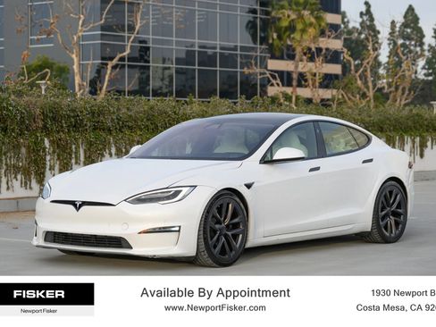 Used 2021 Tesla Model S Plaid image 3