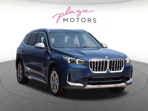 Used 2023 BMW X1 xDrive28i w/ Convenience Package AWD/4WD image 3