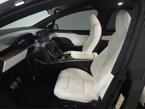 Used 2022 Tesla Model X Plaid AWD/4WD image 2