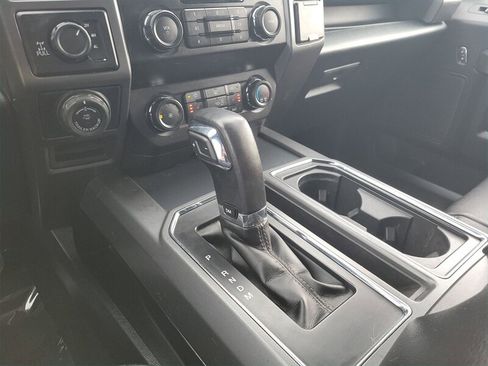 Used 2020 Ford F150 XLT w/ Equipment Group 302A Luxury AWD/4WD image 32
